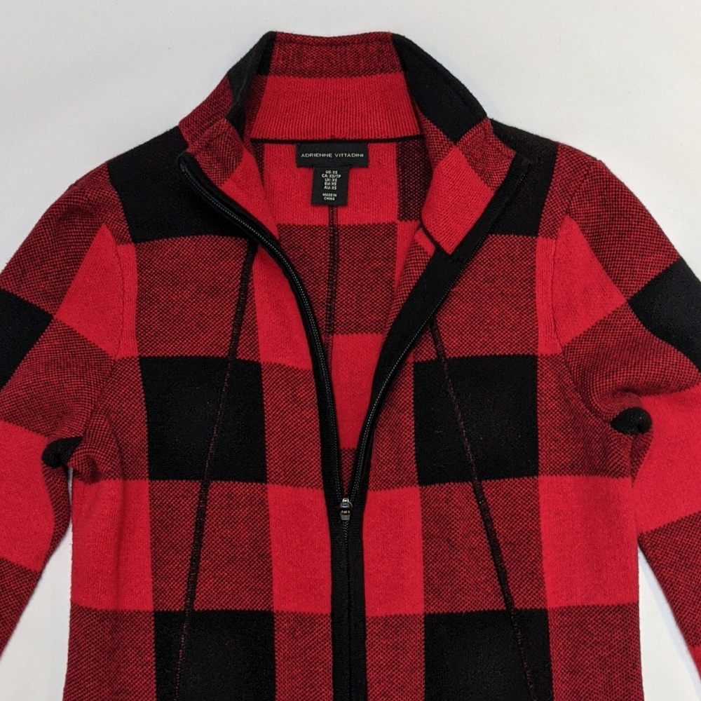 SOLD* Long front zip plaid sweater coat - Picture 3 of 6